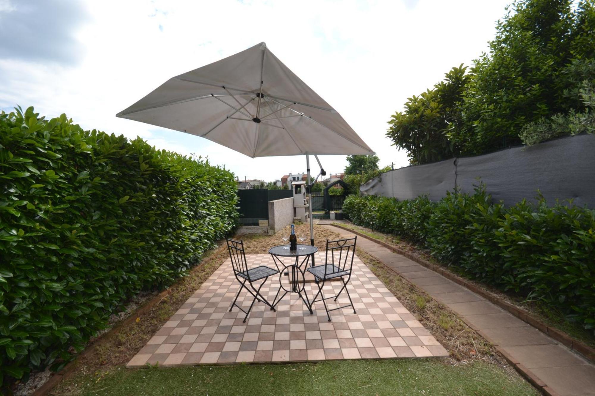 Casa Leali - Con Giardino Privato E Barbecue Apartamento